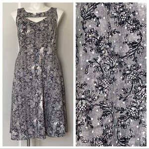 NWOT black & white lace illusion keyhole plus size sleeveless skater dress